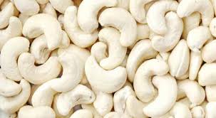 Premium Cashewnuts(Medium Sized)-500Gms